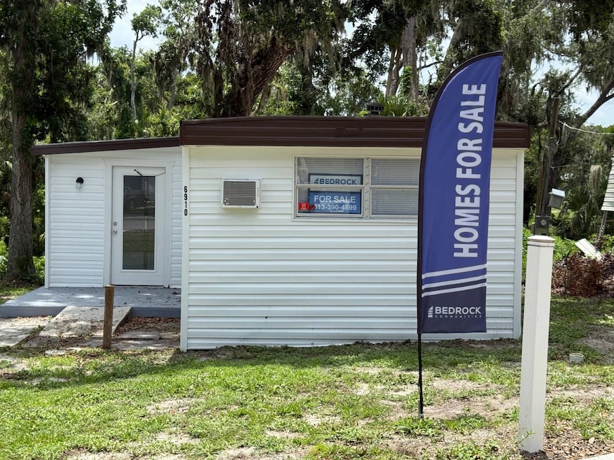 6910 Alafia Dr unit D10, Riverview, FL 33578 - photo 1