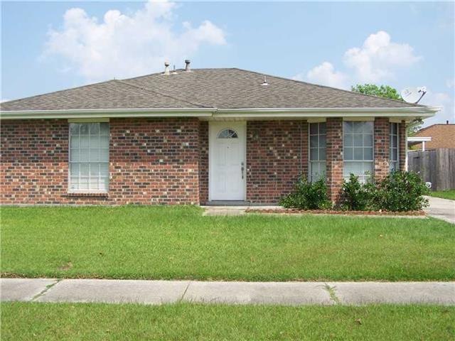 4463 Bayou Des Familles Dr, Marrero, LA 70072 - photo 1