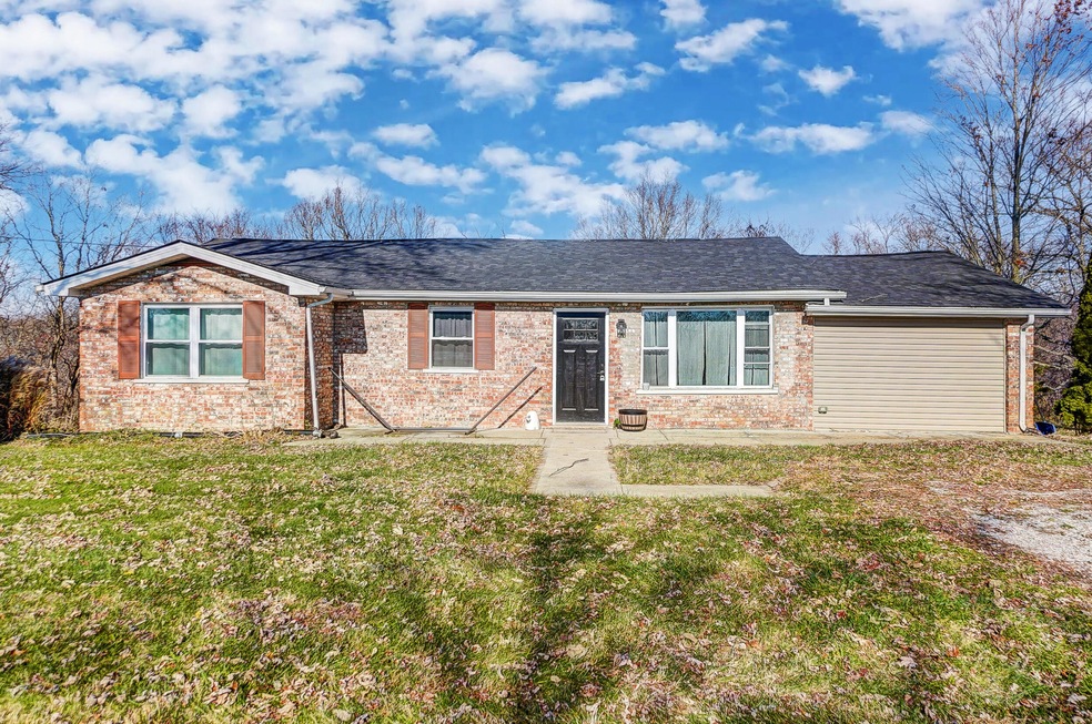 001_1515 Tapering Pointe Rd
