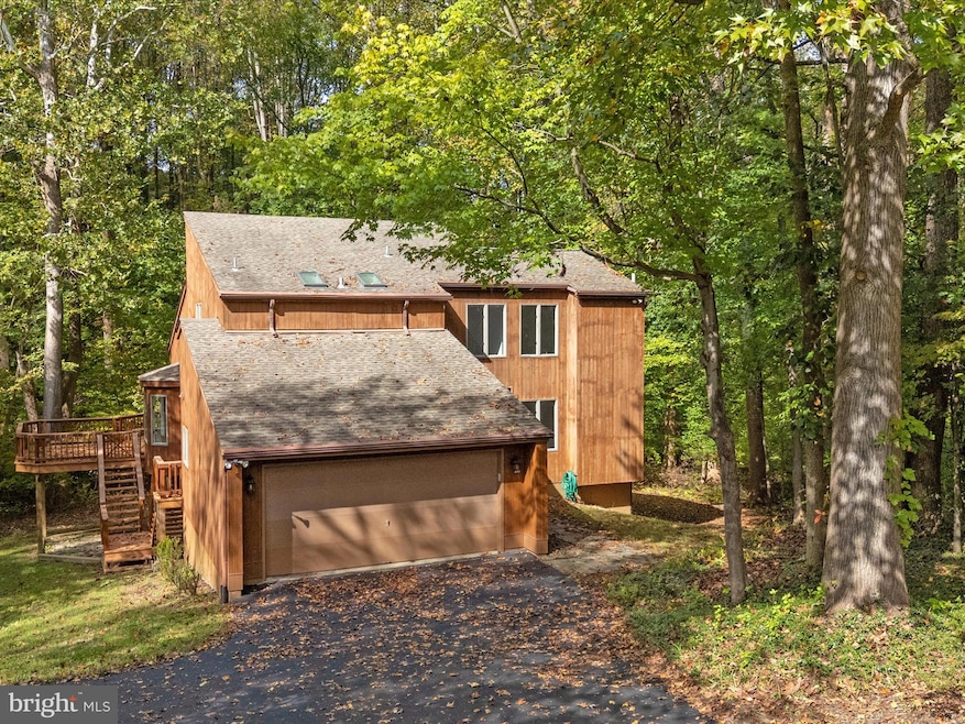 812 Richardson Dr, Harwood, MD 20776 - photo 1