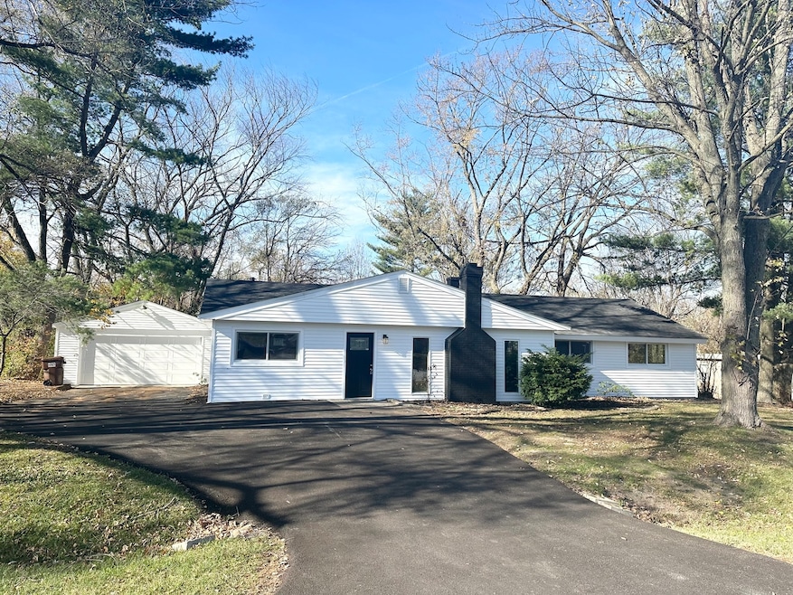 18140 Mary Ann Ln, Country Club Hills, IL 60478 - photo 1