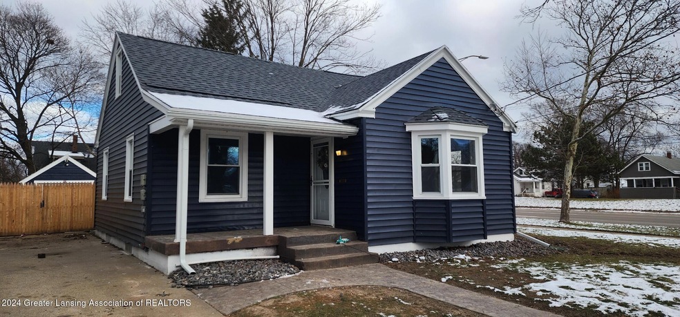 1112 Gordon Ave, Lansing, MI 48910 - photo 1