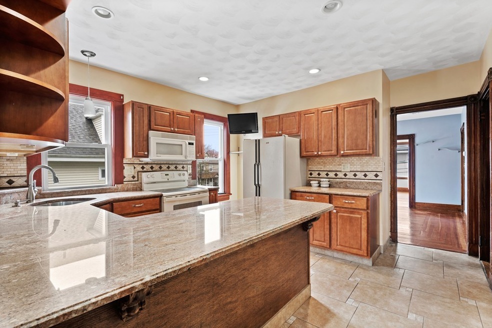 7 Chester Ave unit 2, Waltham, MA 02453 - photo 1