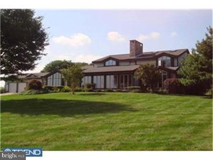 321 Swartley Rd, Hatfield, PA 19440 - photo 1