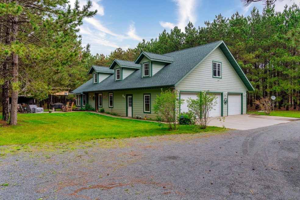 For Sale $429,900 • Co-Listing Agent