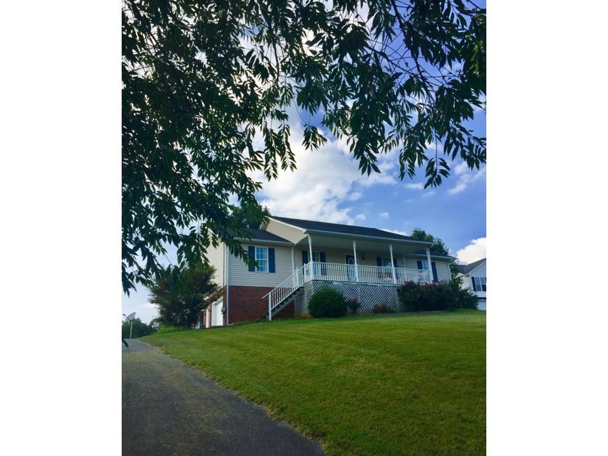 122 Ralph Hoss Road
