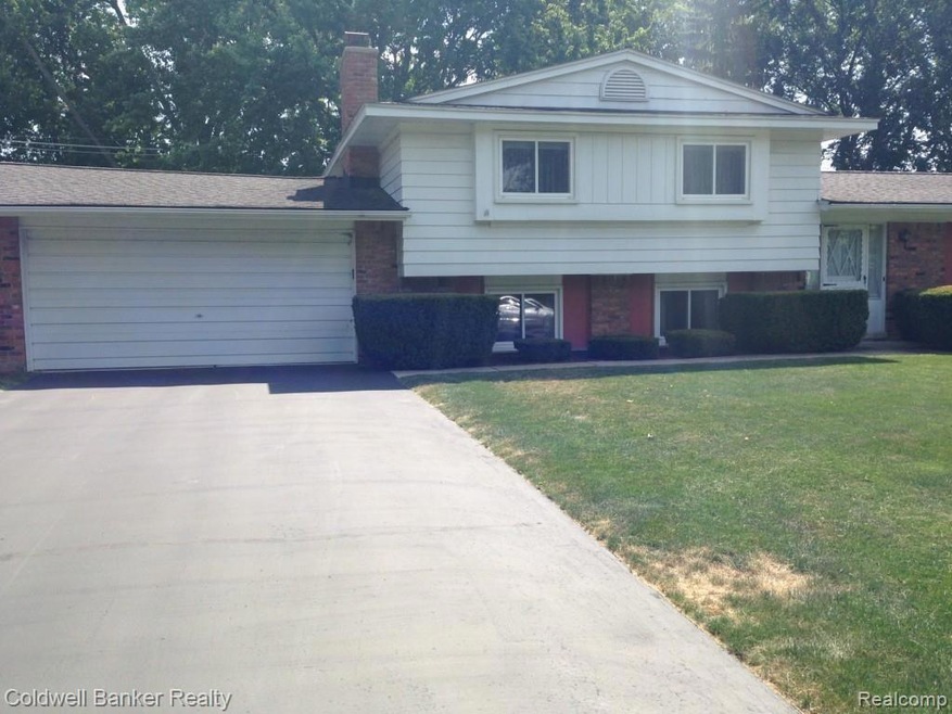 6709 Wild Ridge Ln, West Bloomfield, MI 48322 - photo 1