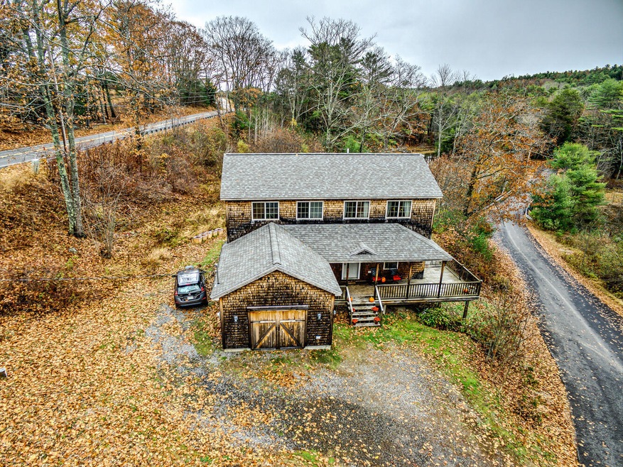 8 Clarks Point Rd Wiscasset-large-001-03