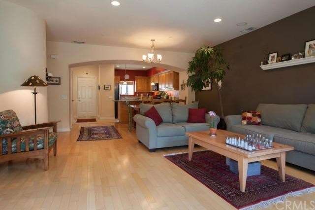 328 E Imperial Ave unit 5, El Segundo, CA 90245 - photo 1