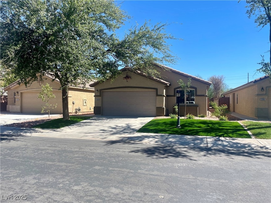 3388 Old Course St unit 6, Las Vegas, NV 89122 - photo 1