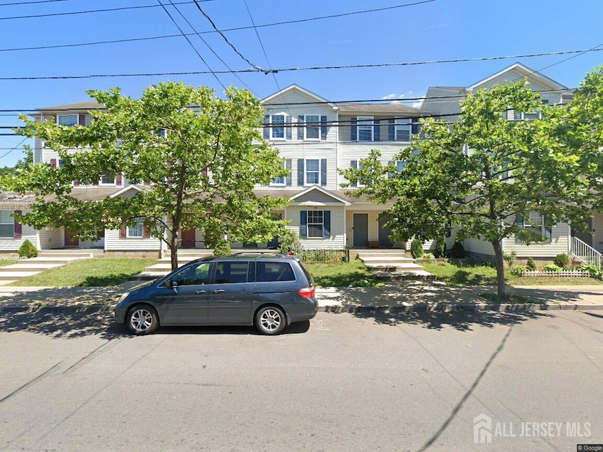 114 Remsen Ave, New Brunswick, NJ 08901 - photo 1