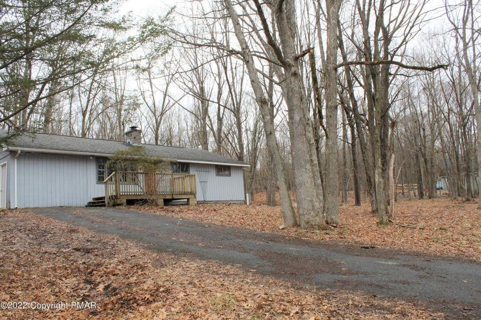 227 Summit Dr, Albrightsville, PA 18210 - photo 1