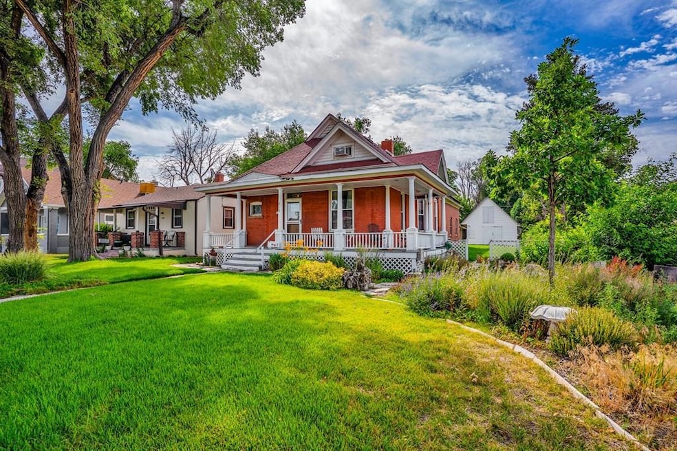 612 Lake Ave, Pueblo, CO 81004 - photo 1