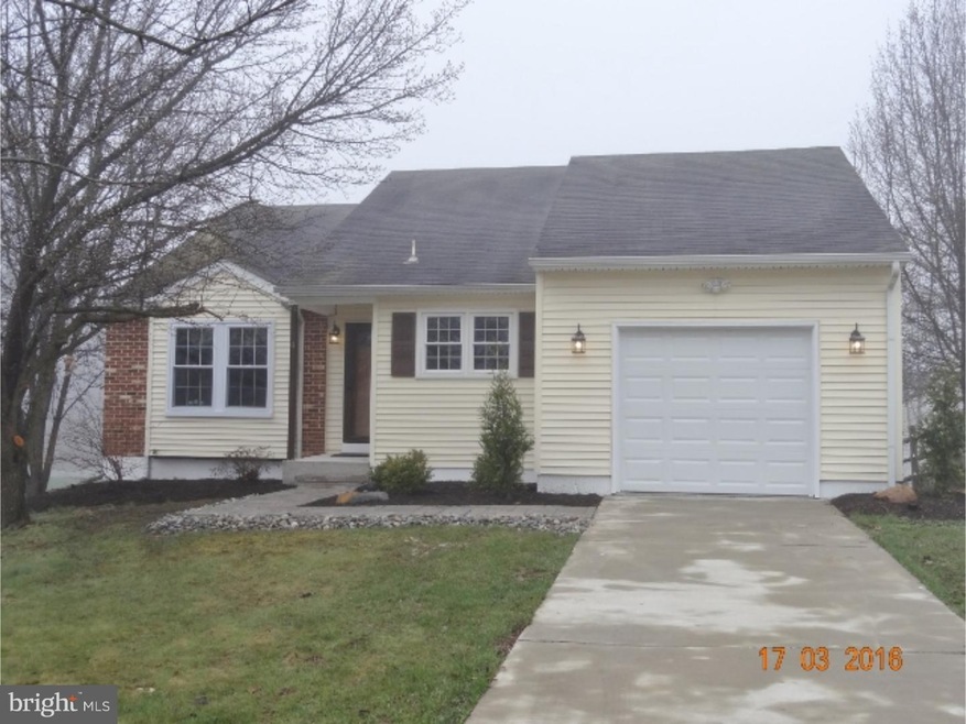 4 Lilac Ct, Newark, DE 19702 - photo 1