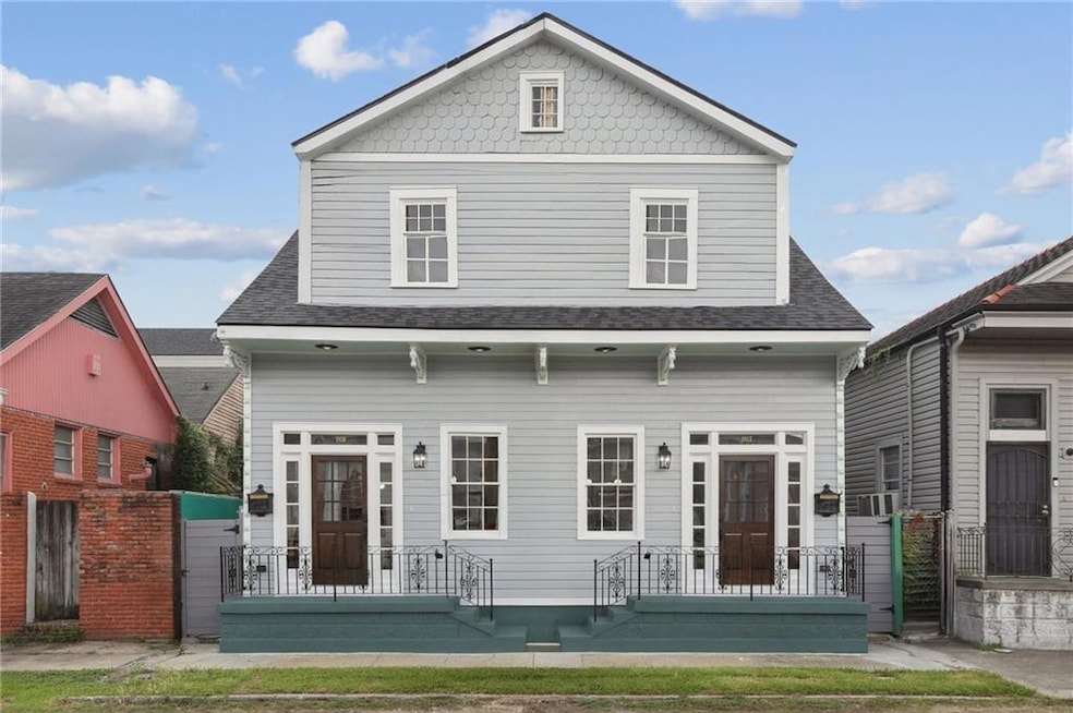 Pending $699,000 • Co-Listing Agent