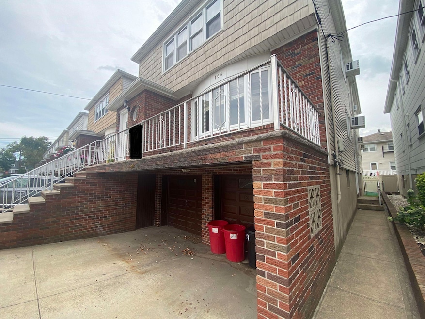 For Rent $2,575/month