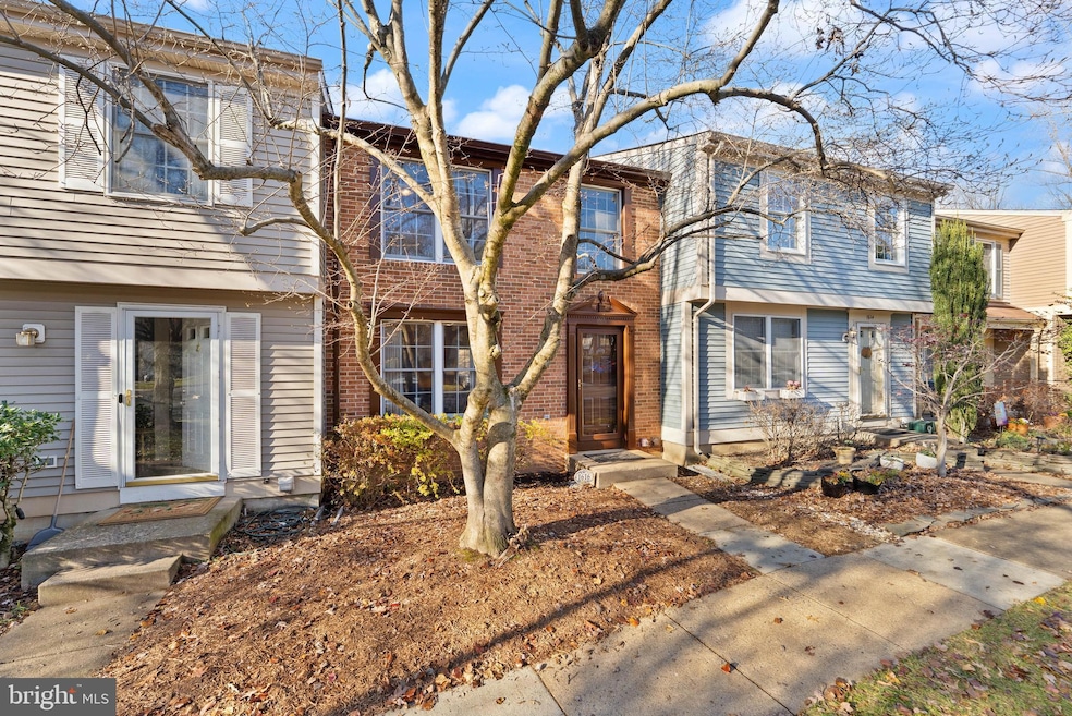 1616 Barnstead Dr, Reston, VA 20194 - photo 1