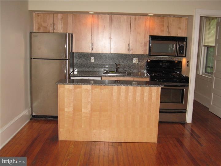 24 School Ln unit 2ND, Ardmore, PA 19003 - photo 1