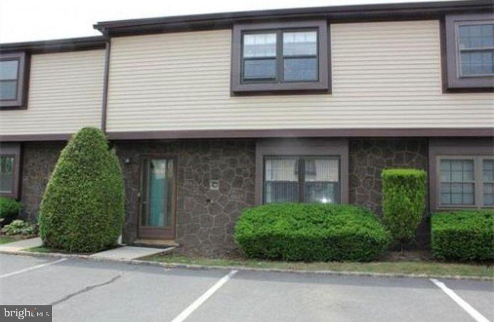 5203 Hana Rd, Edison, NJ 08817 - photo 1