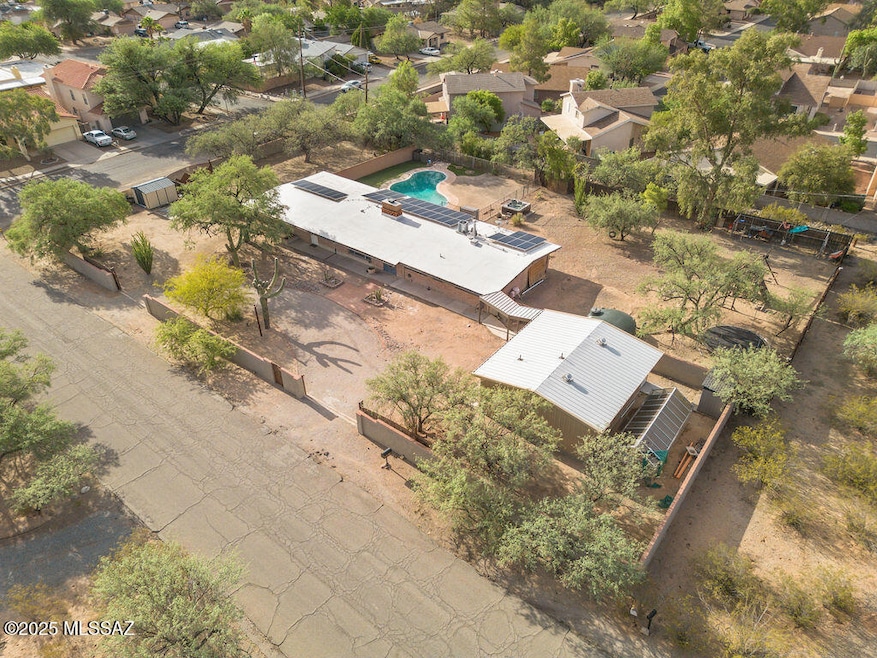 8072 E Mi Casita St, Tucson, AZ 85715 - photo 1