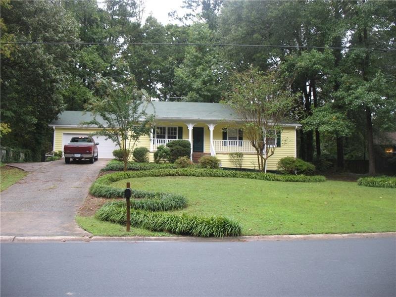 2498 Horseshoe Bend Rd SW, Marietta, GA 30064 - photo 1