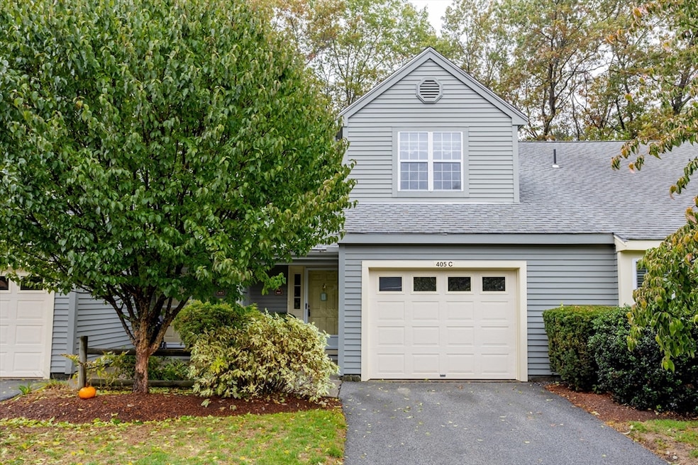 Pending $399,900 • Co-Listing Agent