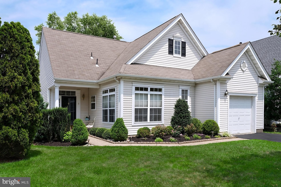 8 Honeyflower Ln, Princeton Junction, NJ 08550 - photo 1