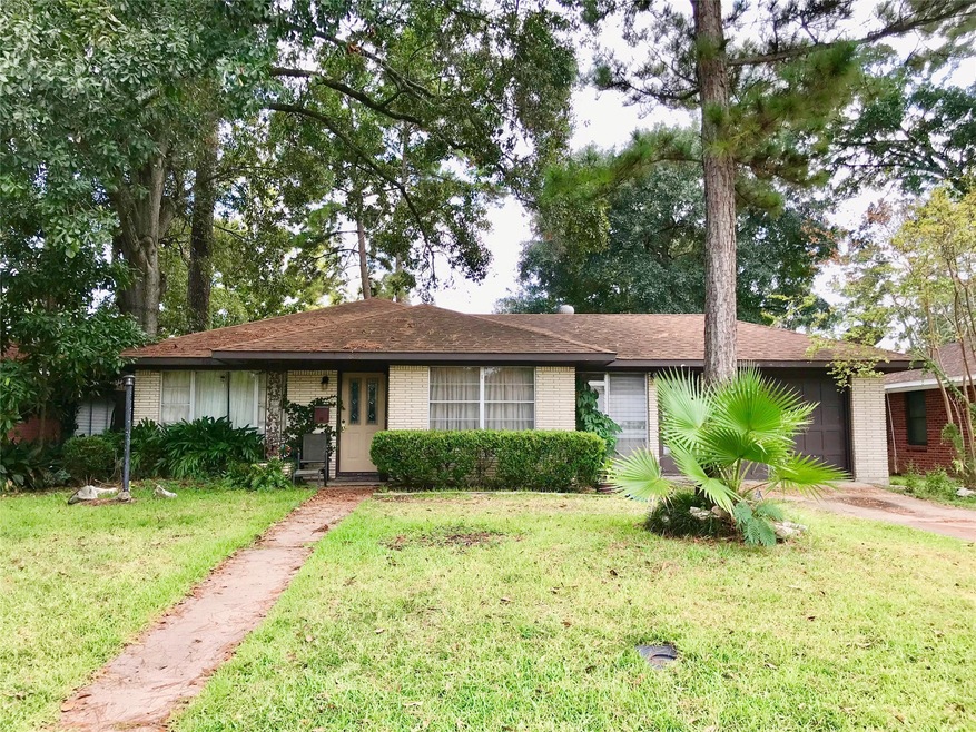 1839 Latexo Dr, Houston, TX 77018 - photo 1