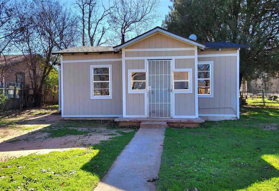 1019 Roosevelt St, Wichita Falls, TX 76301 - photo 1