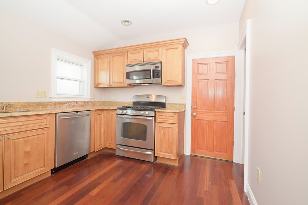 167 King St unit 3, Dorchester, MA 02122 - photo 1