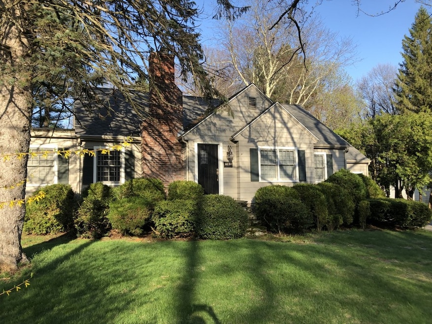 142 Holden St, Holden, MA 01520 - photo 1