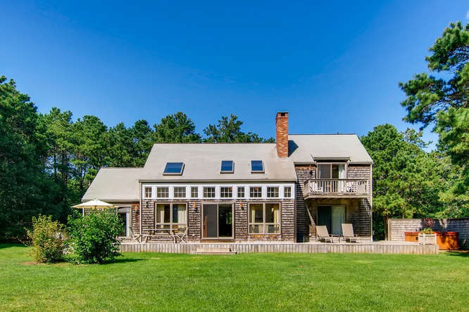 20 Leona Ln, Vineyard Haven, MA 02568 - photo 1