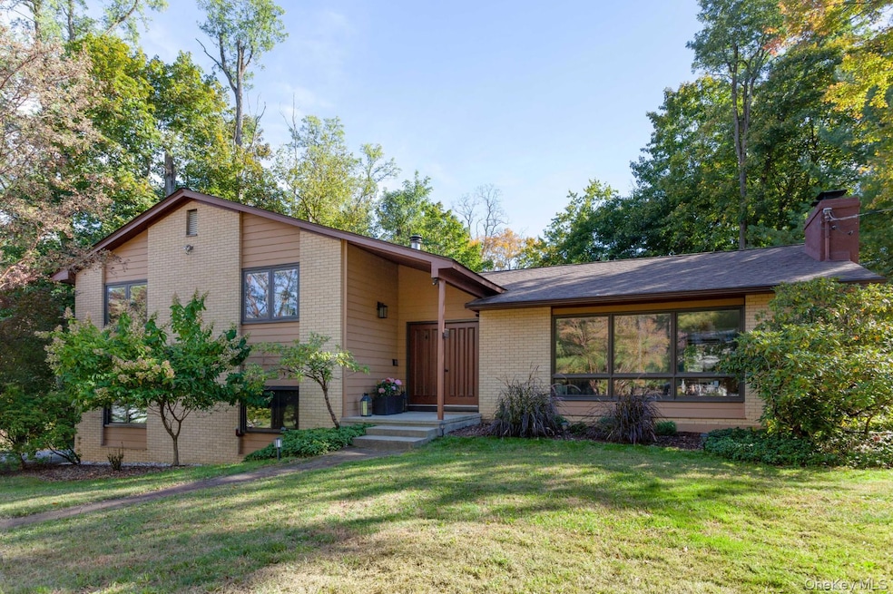 14 Old English Way, Wappingers Falls, NY 12590 - photo 1