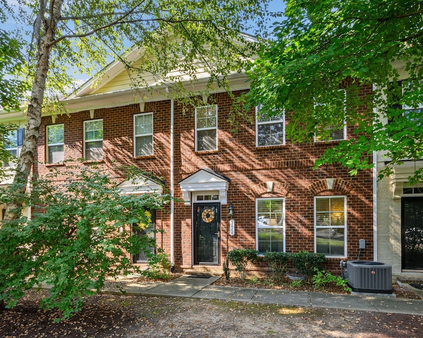 Under Contract $387,999