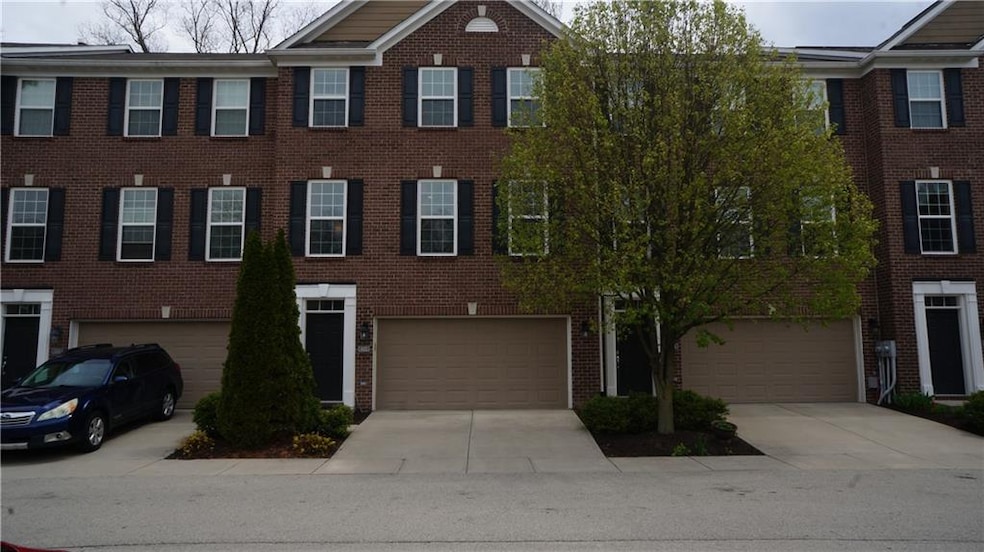 1022 Bard Ln, Carmel, IN 46032 - photo 1