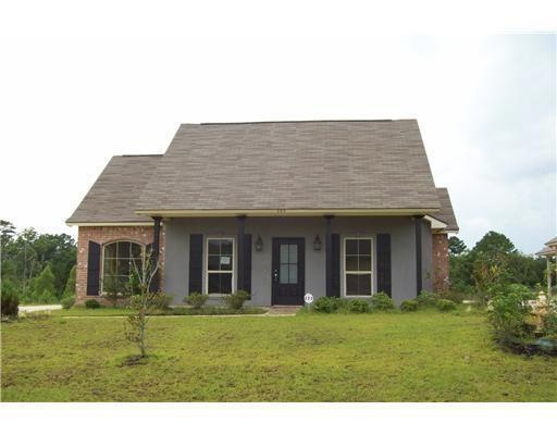 305 Cross Ridge Ave, Pineville, LA 71360 - photo 1