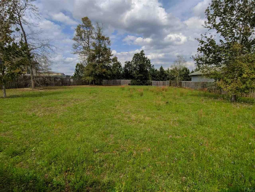 8739 Salt Grass Dr, Pensacola, FL 32526 - photo 1