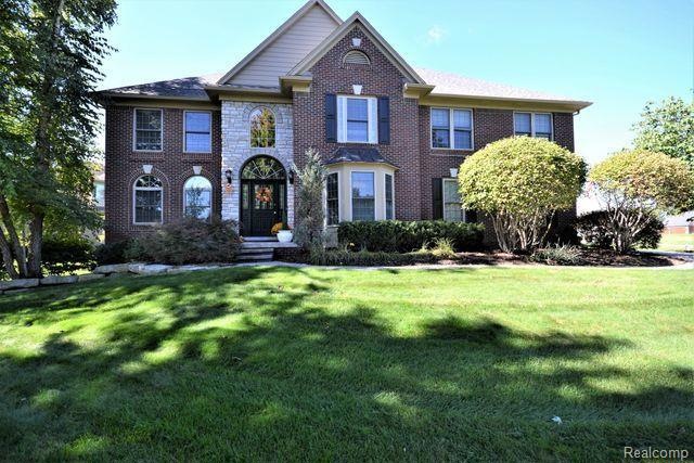 Welcome to 1812 Carnoustie Ct!