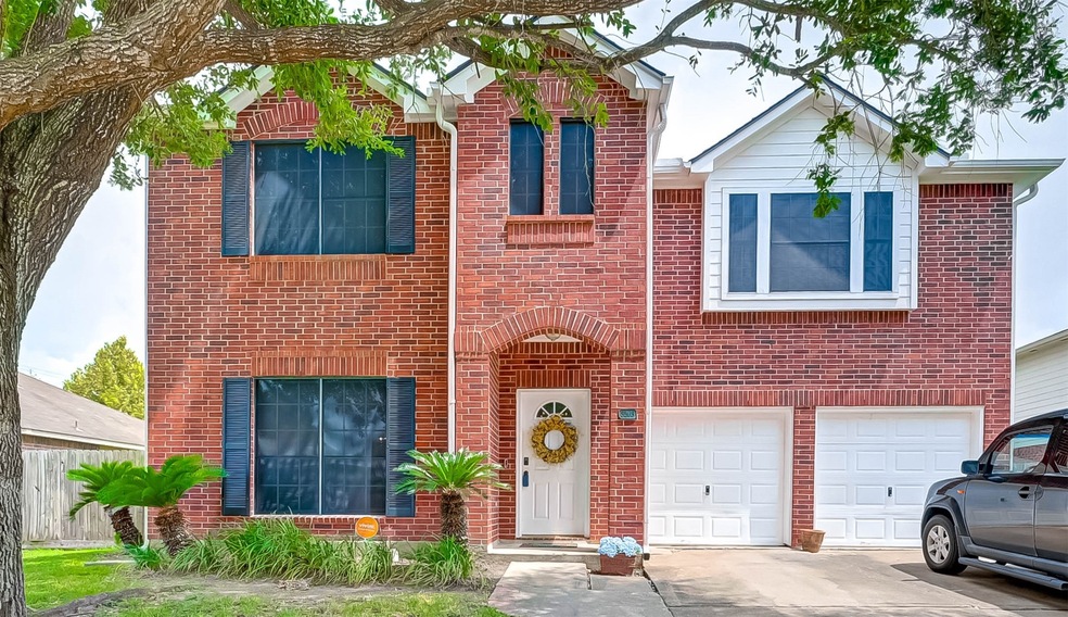 3503 Pebble Brook Dr, Pearland, TX 77584 - photo 1