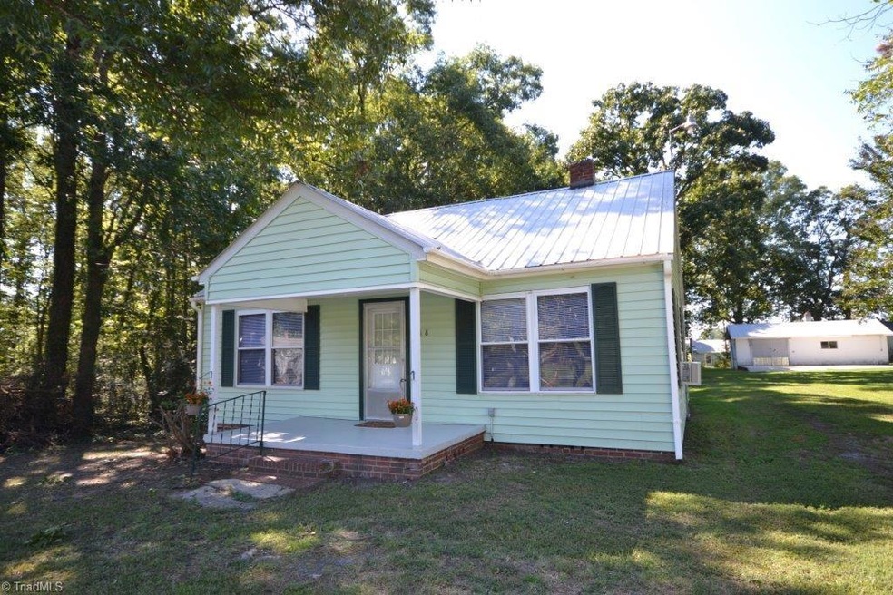 748 Mcdermott St, Asheboro, NC 27205 - photo 1