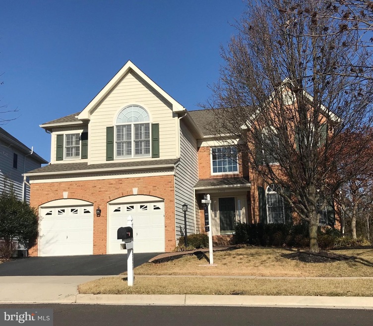 25456 Carrington Dr, Chantilly, VA 20152 - photo 1