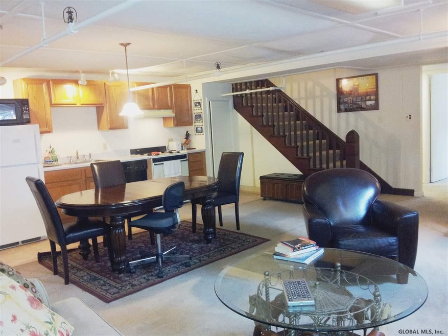 64 Ludlow St, Saratoga Springs, NY 12866 - photo 1