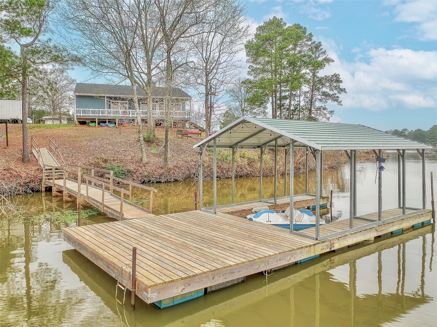 308 Chinaberry, Milam, TX 75959 - photo 1