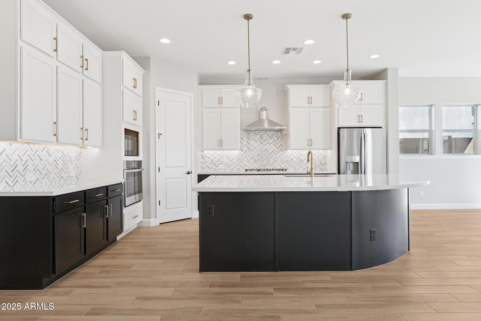 953 Ridge Rd, Apache Junction, AZ 85120 - photo 1