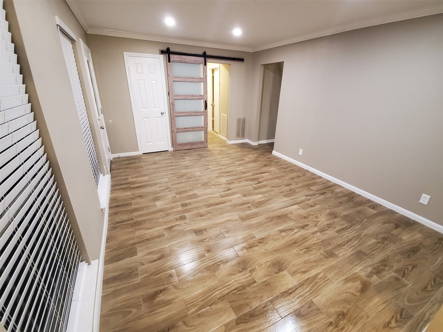 6026 Lawn Ln, Houston, TX 77088 - photo 1