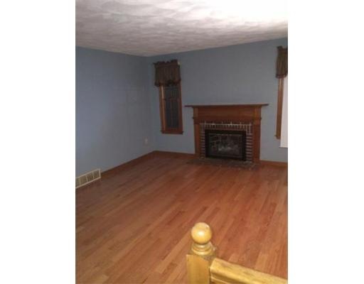 900 Wellman Ave, North Chelmsford, MA 01863 - photo 1