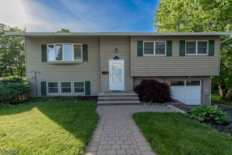 30 Beardslee Hill Dr, Ogdensburg, NJ 07439 - photo 1