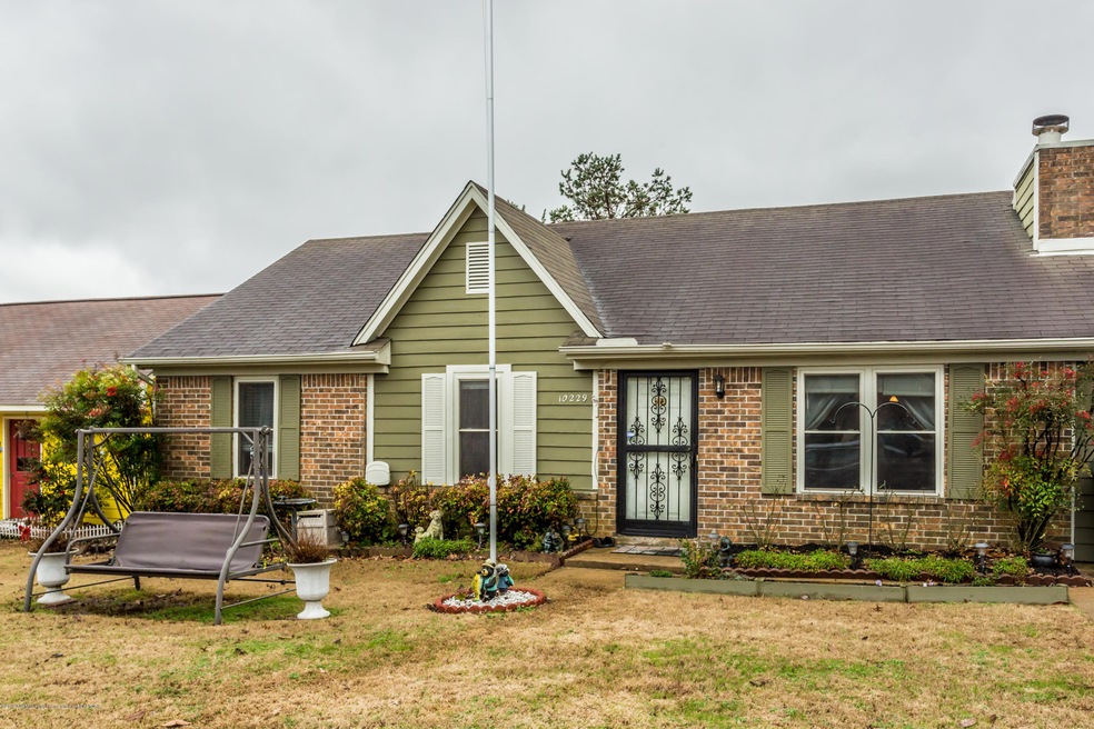 3Br, 2 bath