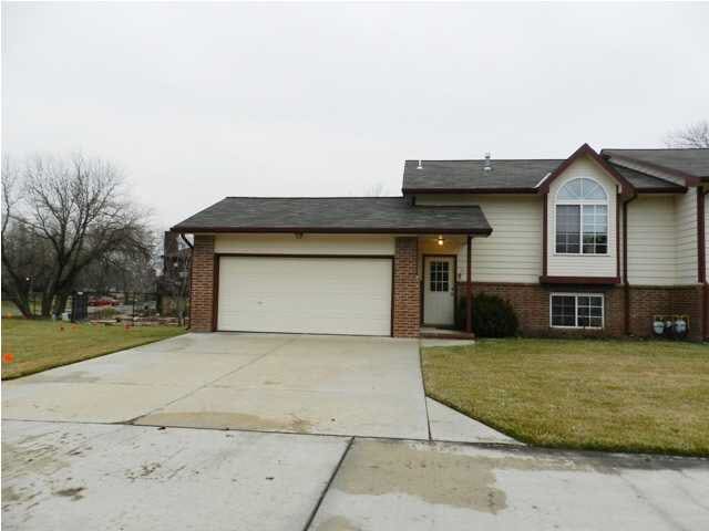 Front View of the Condo/Duplex