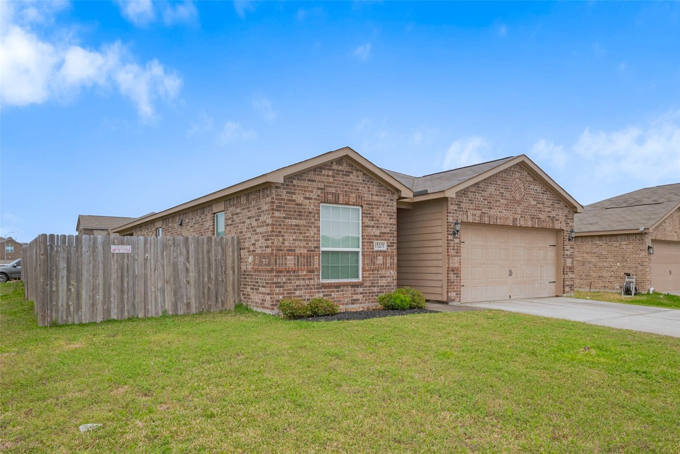 15203 Brushwood Forest Dr, Humble, TX 77396 - photo 1